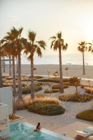 Nikki Beach Resort & Spa Dubai