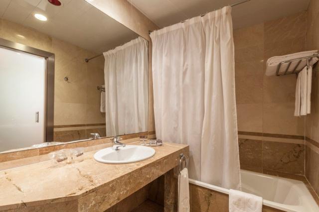 Hotel Catalonia Excelsior