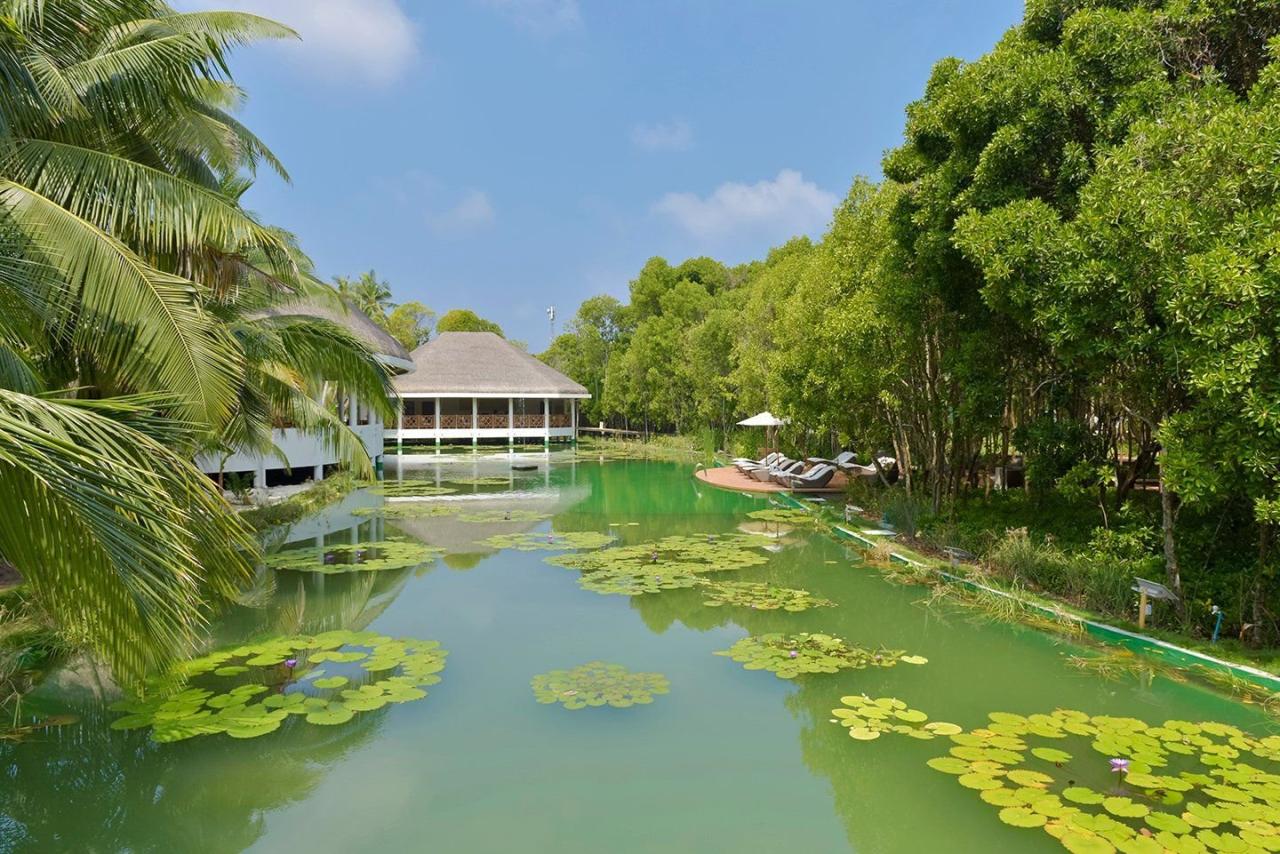 Dreamland Maldives - The Unique Sea & Lake Resort Spa