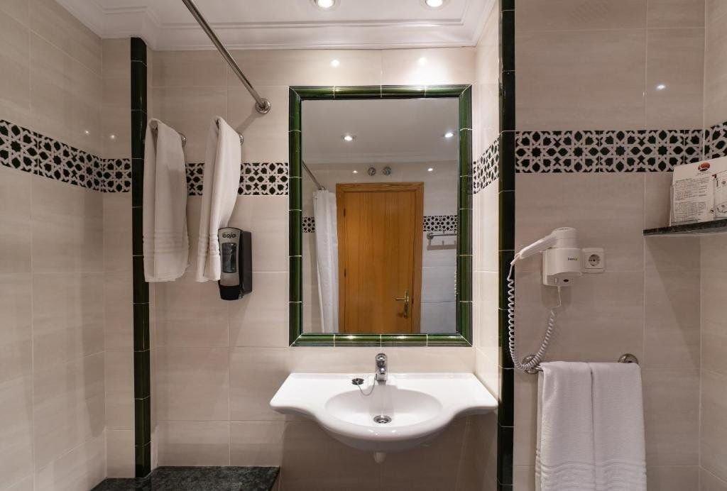 Hotel Bajondillo Aptos