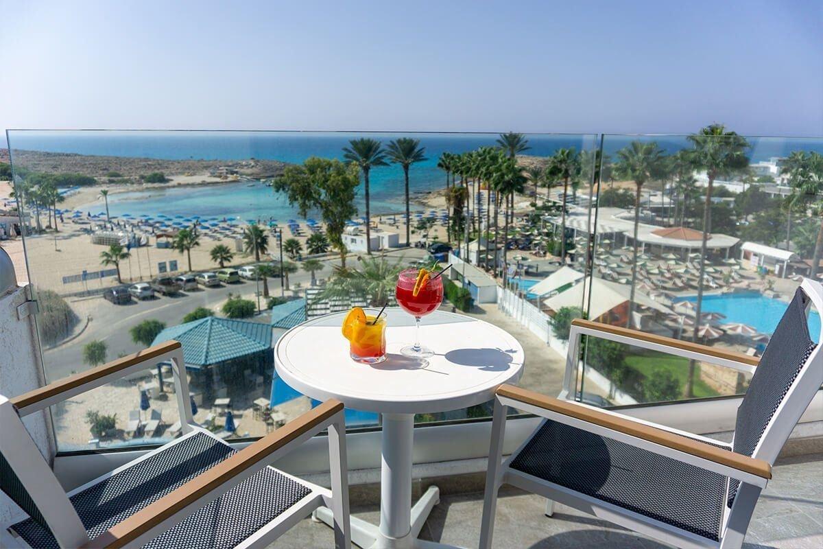 Hotel Anonymous Beach