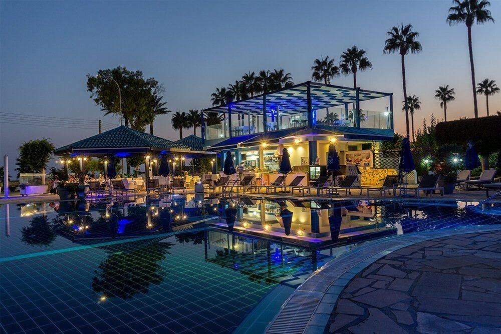 Hotel Anonymous Beach