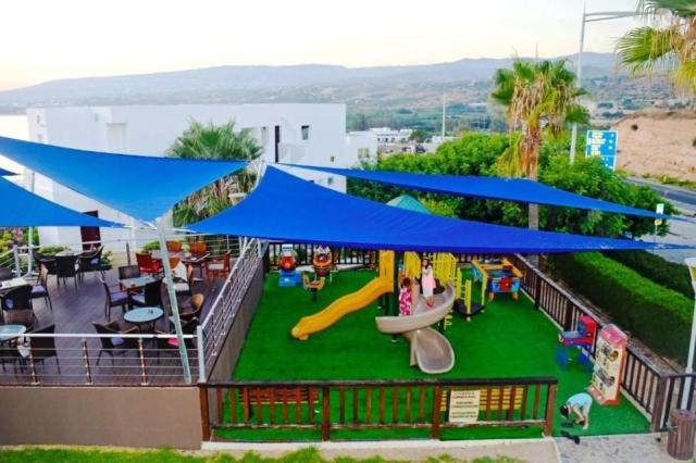 Theo Sunset Bay Holiday Village