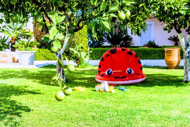 Yiannis Manos Resort Hotel