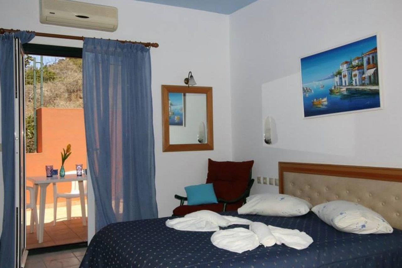 Mary Sofi Apartments and Studios