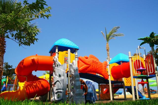 Hotel Eri Beach