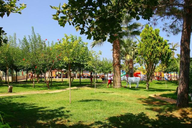 Hotel Eri Beach