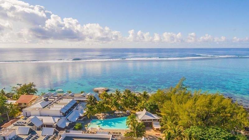 Hotel Le Peninsula Bay Beach Resort & Spa