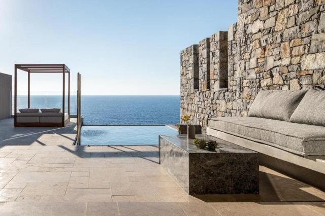 Hotel Acro Suites - A Wellbeing Resort