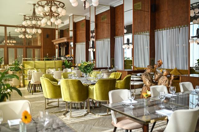 Hotel Devin