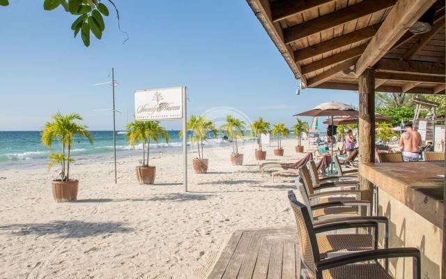 Hotel Sandy Haven Resort