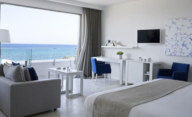 Knossos Beach Bungalows and Suites