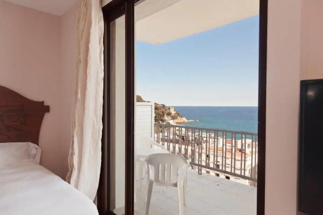 Hotel Roger de Flor Seleqtta