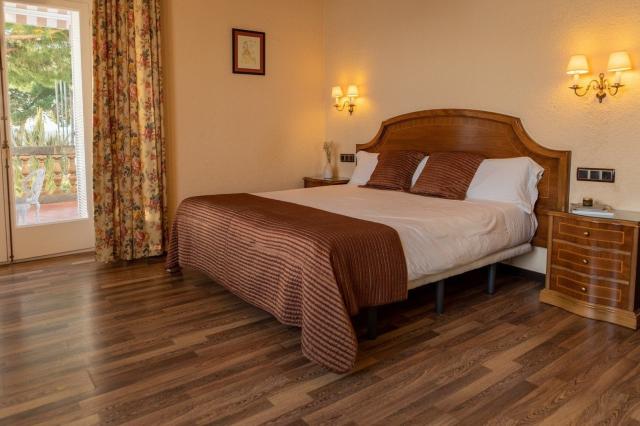 Hotel Roger de Flor Seleqtta