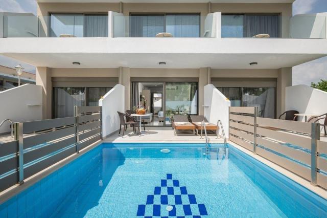 Hotel Vantaris Blue