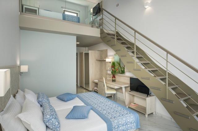 Hotel Vantaris Blue