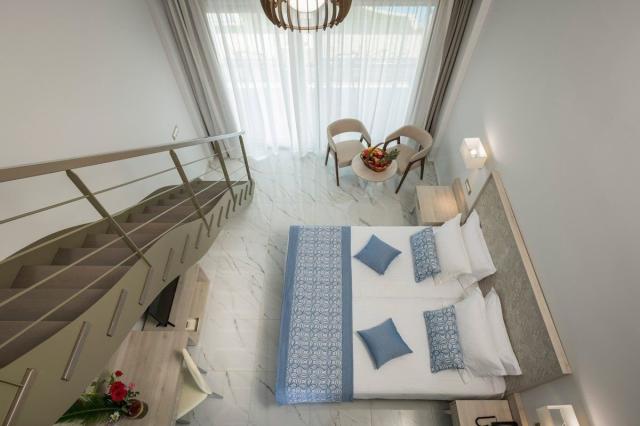 Hotel Vantaris Blue