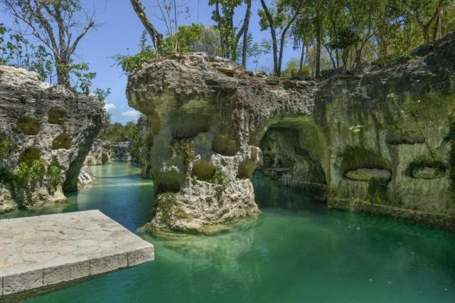 Hotel Xcaret Arte