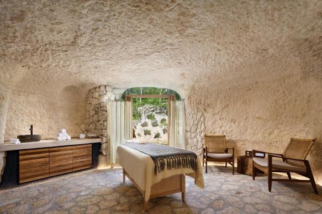 Hotel Xcaret Arte