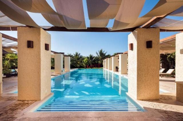 Hotel Grand Palladium White Sand Resort & Spa