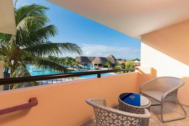 Hotel Grand Palladium White Sand Resort & Spa