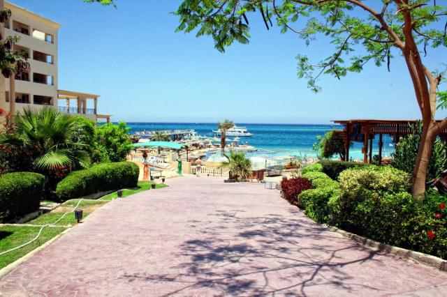 Hotel Sphinx Aqua Park Beach Resort