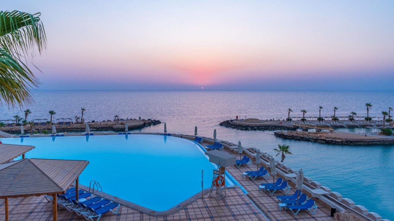 Po stopách českých egyptologů & Hotel Pickalbatros - Citadel Sahl Hasheesh