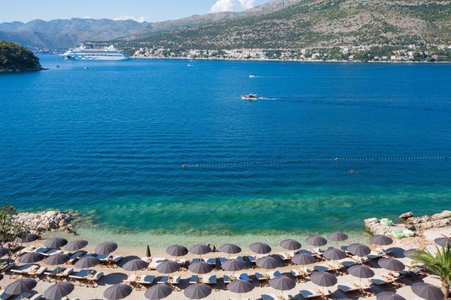 Club Dubrovnik Sunny Hotel by Valamar