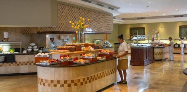 Hotel Valentin Imperial Riviera Maya