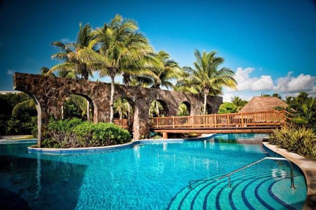 Hotel Valentin Imperial Riviera Maya