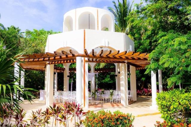 Hotel Valentin Imperial Riviera Maya