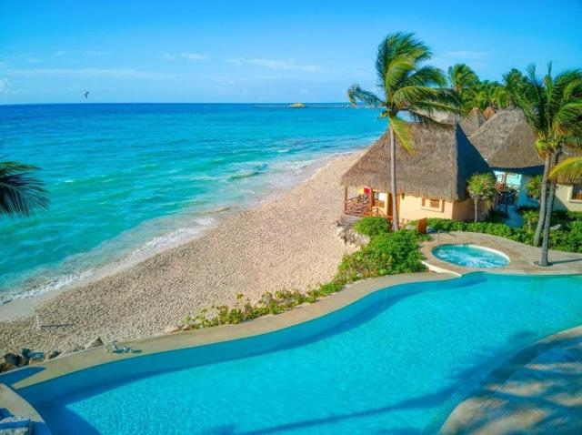 Hotel Mahekal Beach Resort