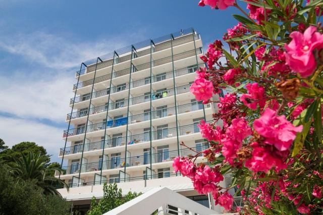 Bluesun Hotel Neptun a depandance Maslinik