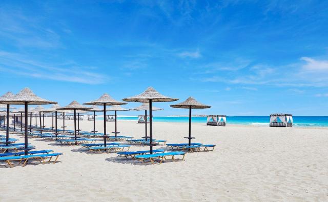 Hotel Jaz Almaza Beach Resort