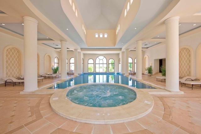 Hotel Jaz Almaza Beach Resort