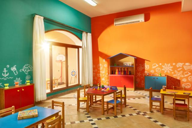 Hotel Jaz Almaza Beach Resort