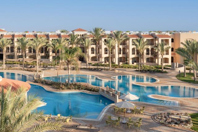 Hotel Jaz Almaza Beach Resort