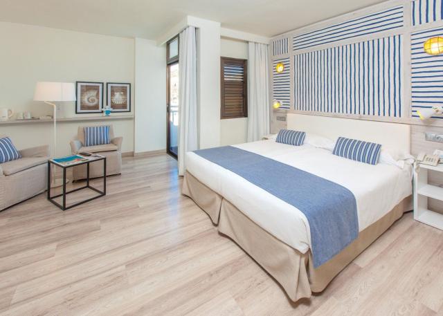 Corallium Beach By Lopesan Hotels