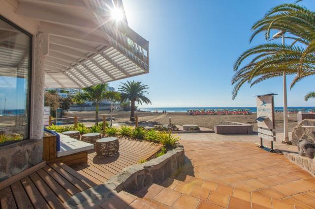 Corallium Beach By Lopesan Hotels