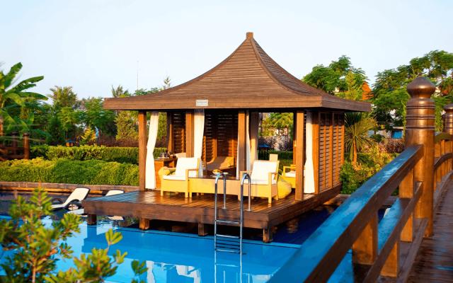 Limak Lara Deluxe Hotel And Resort