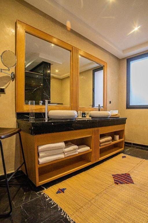 Hotel Sumahan Suites & Spa