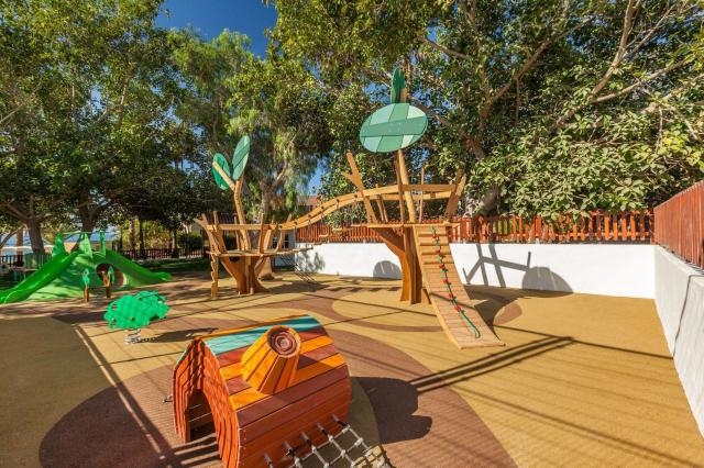 Abora Interclub by Lopesan Hotels