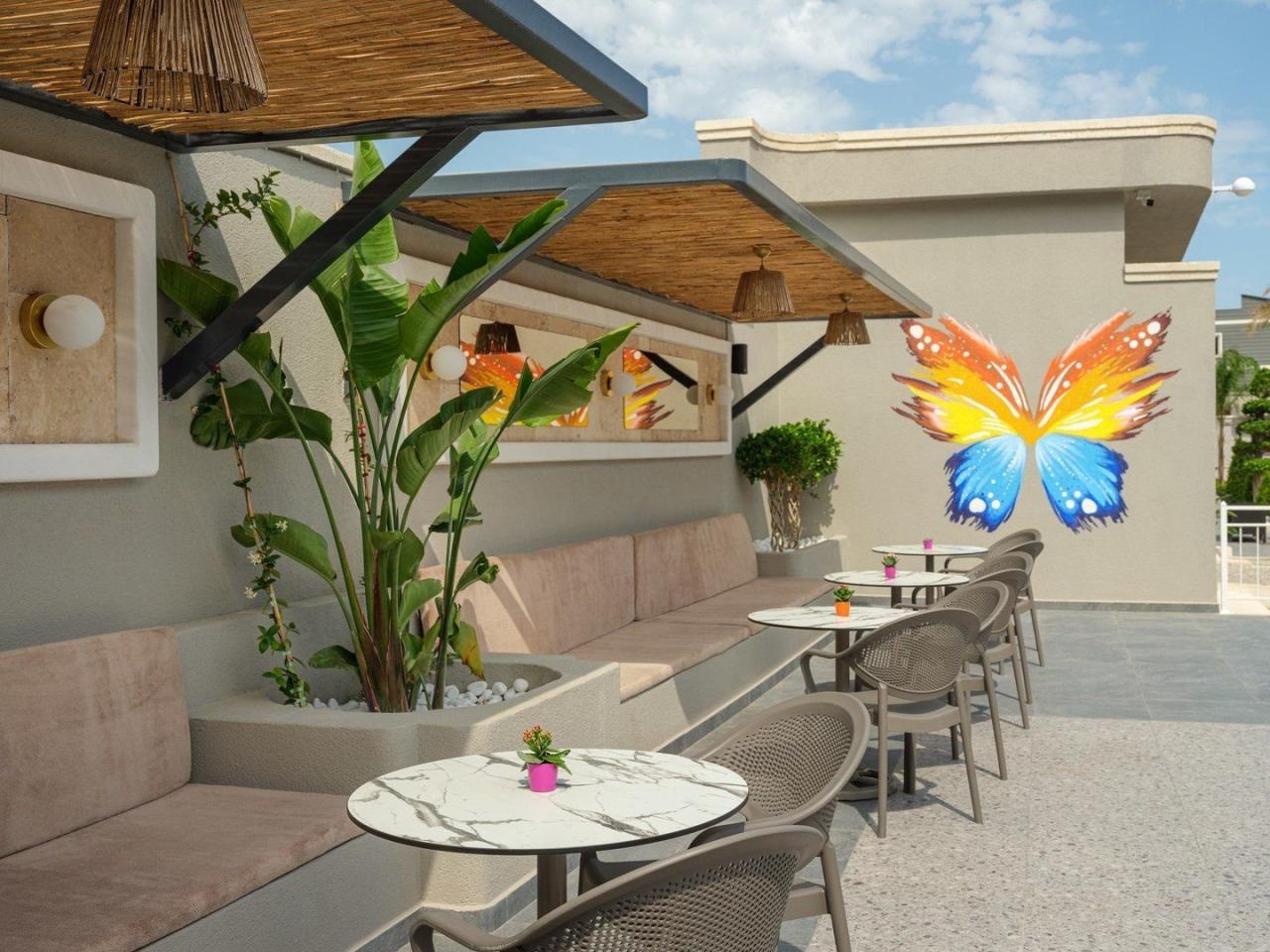 Hotel Monk Resort
