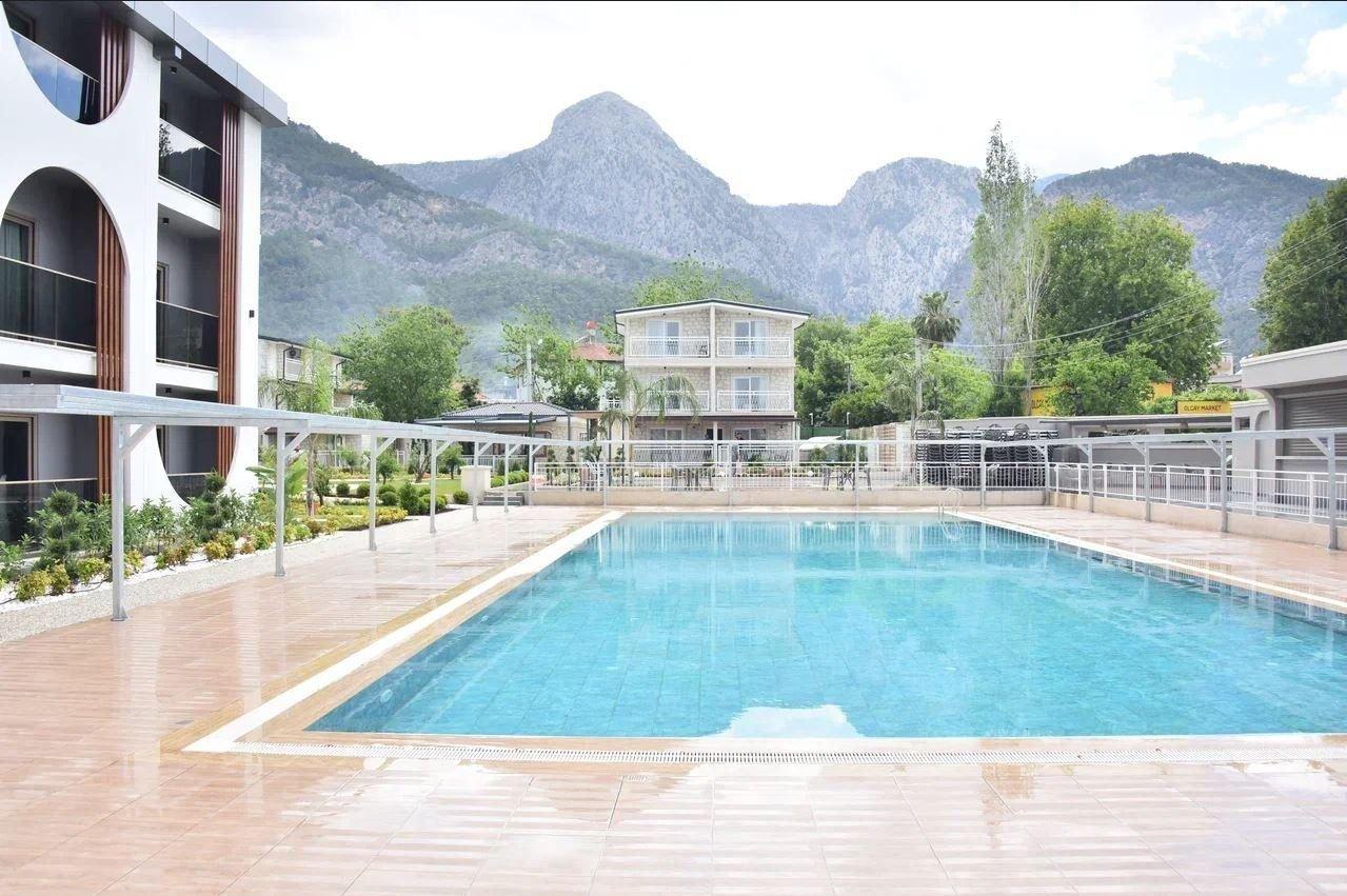 Hotel Monk Resort