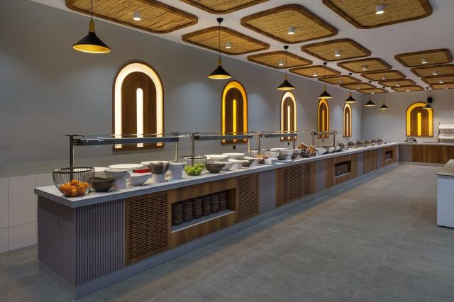 Hotel Monk Resort