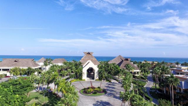 Bahía Principe Luxury Akumal