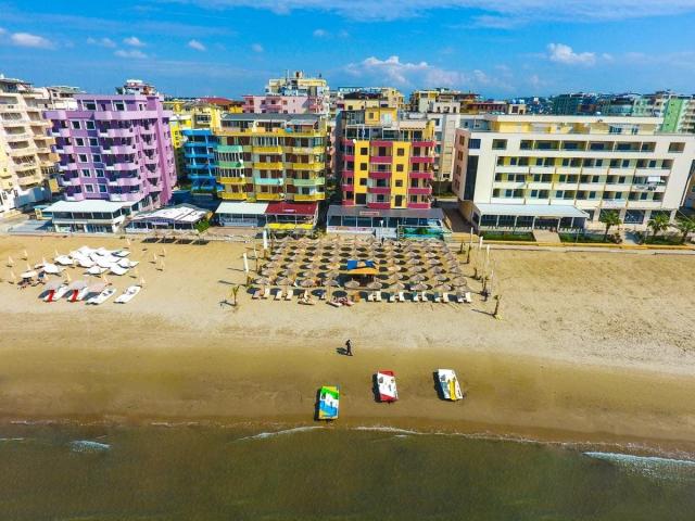 Hotel AMH