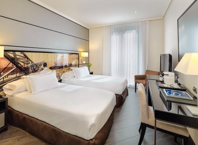 Hotel H10 Universitat