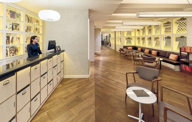 Hotel H10 Universitat