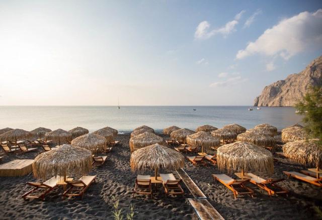 Kamari Beach Hotel